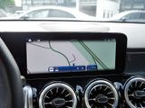MERCEDES-BENZ GLB 220 d 4M // AMG PREMIUM SPUR DISTR 360 PDC