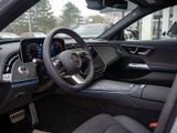 MERCEDES-BENZ E 300 de T-Modell mit EQ Hybrid Technologie AMG