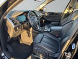 BMW X3 xDrive 20dA LED Pano SHZ Sportsitz ParkAssistent