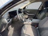 BMW 320 d Touring LC Prof Tempomat HiFi Ambiente LED