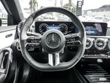 MERCEDES-BENZ A 200 AMG NIGHT SPUR PANO KAMERA PDC SHZ MULTI