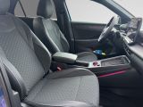 VW T-Roc R-Line 1.5 l eTSI OPF 110 kW (150 PS) 7-Gang-Doppelkupplungsgetriebe