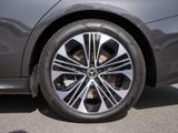 MERCEDES-BENZ E 300 e T BURM DISTR SPUR AIRMATIC STANDH 360