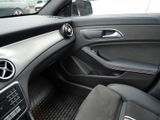 MERCEDES-BENZ CLA 200 SB PEAK AMG NIGHT KAMERA PANO PDC SHD