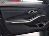 BMW 320d Touring, Anhängerkupplung, Kamera