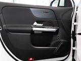 MERCEDES-BENZ GLA 200 d , PROGRESSIVE AHK KAMERA PANO SPUR PDC