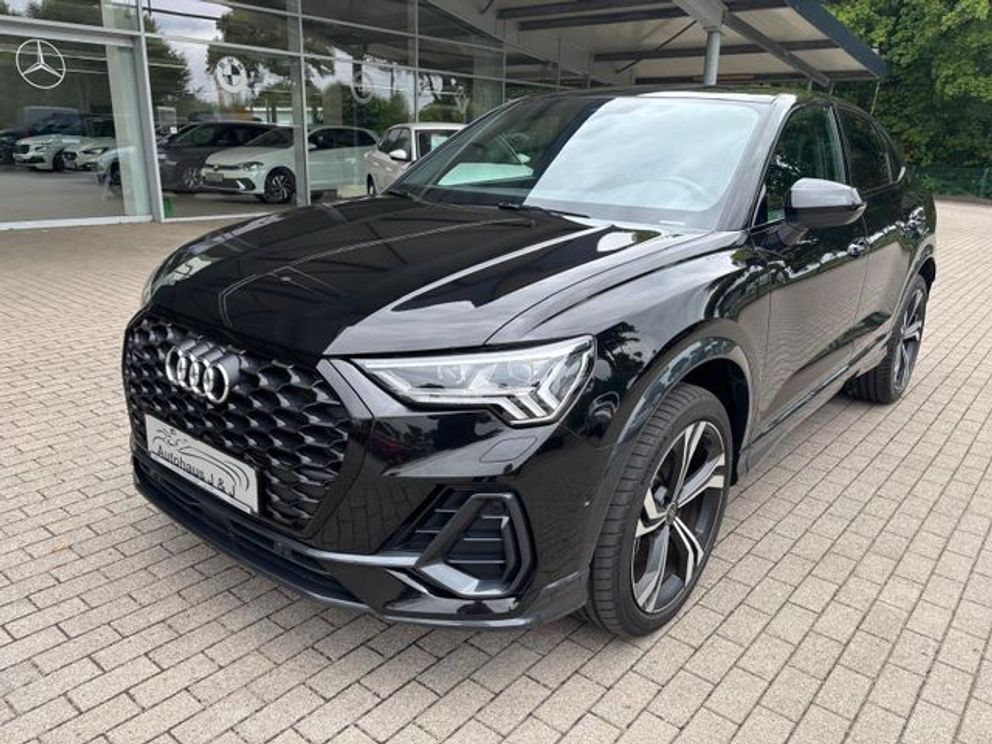 AUDI Q3 Sportback 40 TDI quattro Matrix/Pano/360°/AHK