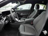 MERCEDES-BENZ CLA 200 SB // AHK KAMERA SPUR PDC SHZ