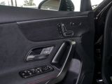 MERCEDES-BENZ A 200 d AMG NIGHT SPUR AHK DISTR KAMERA PDC SHZ
