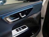 MERCEDES-BENZ E 220 d Limousine AMG NIGHT MEMO 360 DISTR SPUR