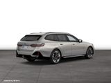 BMW 550e xDrive Touring