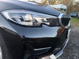 BMW 320 i Touring Advantage +SHZ+PDC+NAV+CARPLAY+