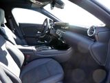 MERCEDES-BENZ CLA 200 Coupé AMG NIGHT SPUR PANO 360 STANDH