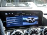 MERCEDES-BENZ GLA 200 AMG NIGHT SPUR DISTR PANO AHK 360 PDC