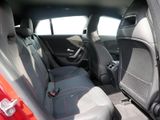 MERCEDES-BENZ CLA 200 d SB , AMG LED Sound CarPlay Ambiente