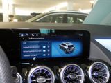 MERCEDES-BENZ GLA 200 d | AMG NIGHT AHK DISTR KAMERA PANO SPUR