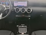 MERCEDES-BENZ A 200 , PROGRESSIVE MULTI KAMERA PANO SPUR PDC