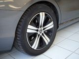 MERCEDES-BENZ C 200 d T // AVANTGARDE AHK KAMERA SPUR PDC SHZ