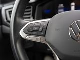VW Taigo 1.0 TSI Life // DISTR SPUR