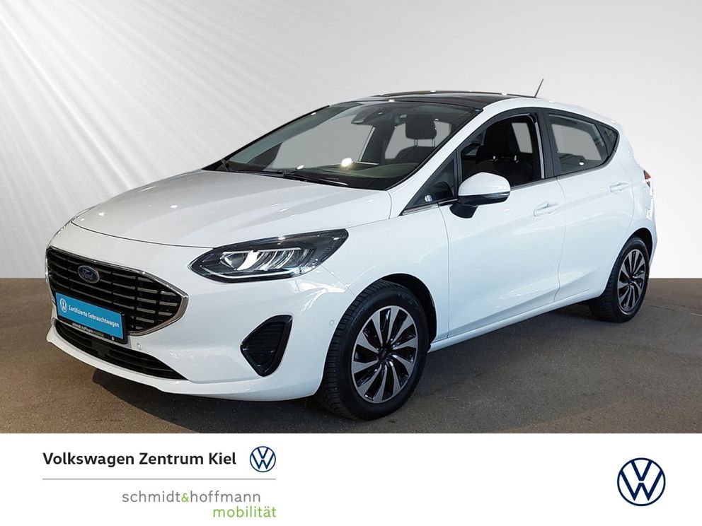 FORD Fiesta Titanium 1.0 EcoBoost PANO+NAVI+SITZHZ