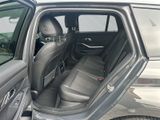 BMW 320 d Touring Sport Line Park-Assistent AHK PDC