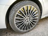 MERCEDES-BENZ E 220 d T BURM AMG NIGHT STANDH DISTR SPUR PANO