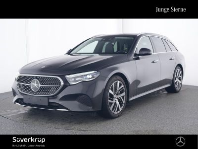 MERCEDES-BENZ E 300 T de , AVANTGARDE MEMO 360 AHK DISTR PANO