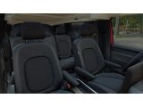 VW ID. Buzz Pro langer Radstand Motor: 210 kW (286 PS) 86 kWh Getriebe: 1-Gang-Automatikgetriebe Radstand: 3239 mm LR
