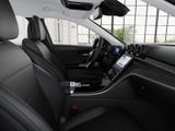 MERCEDES-BENZ C 300 e T // AVANTGARDE AHK DISTR KAMERA SPUR