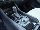 MAZDA 3 Fastback Exclusive-Line   BOSE+RFK+PDC+NAVI