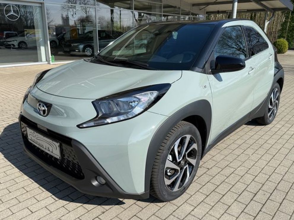 TOYOTA Aygo X Teamplayer App/Tempomat/SHZ/Kamera