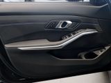 BMW 320i Touring M Sport Head-Up AHK
