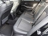 BMW 330 eTour+Navi+DAB+LED+RFK+SHZ+Sportsitze+PDCv+h