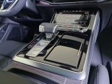 AUDI Q8 TFSI e quattro S-line business tiptronic