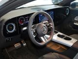 MERCEDES-BENZ CLA 180 AVANTGARDE MEMO DISTR PANO SPUR SHZ