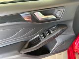 FORD Focus Turnier ST-Line X LED/APP/RFK/Navi/TEMP