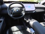 BMW iX3 50 xDrive Park-Assistent+Sportpaket+HUD+AHK-el. klappb.+Panorama+Navi+Memory Sitze