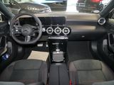 MERCEDES-BENZ A 200 d  AMG NIGHT SPUR PANO DISTR KAMERA PDC