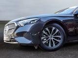 MERCEDES-BENZ E 220 d , AVANTGARDE AHK DISTR KAMERA PANO SPUR