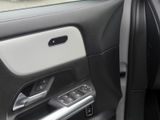 MERCEDES-BENZ GLA 200 d | AMG NIGHT AHK DISTR KAMERA PANO SPUR