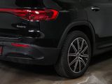MERCEDES-BENZ EQB 300 4M , AMG BURM NIGHT KAMERA SPUR STANDH
