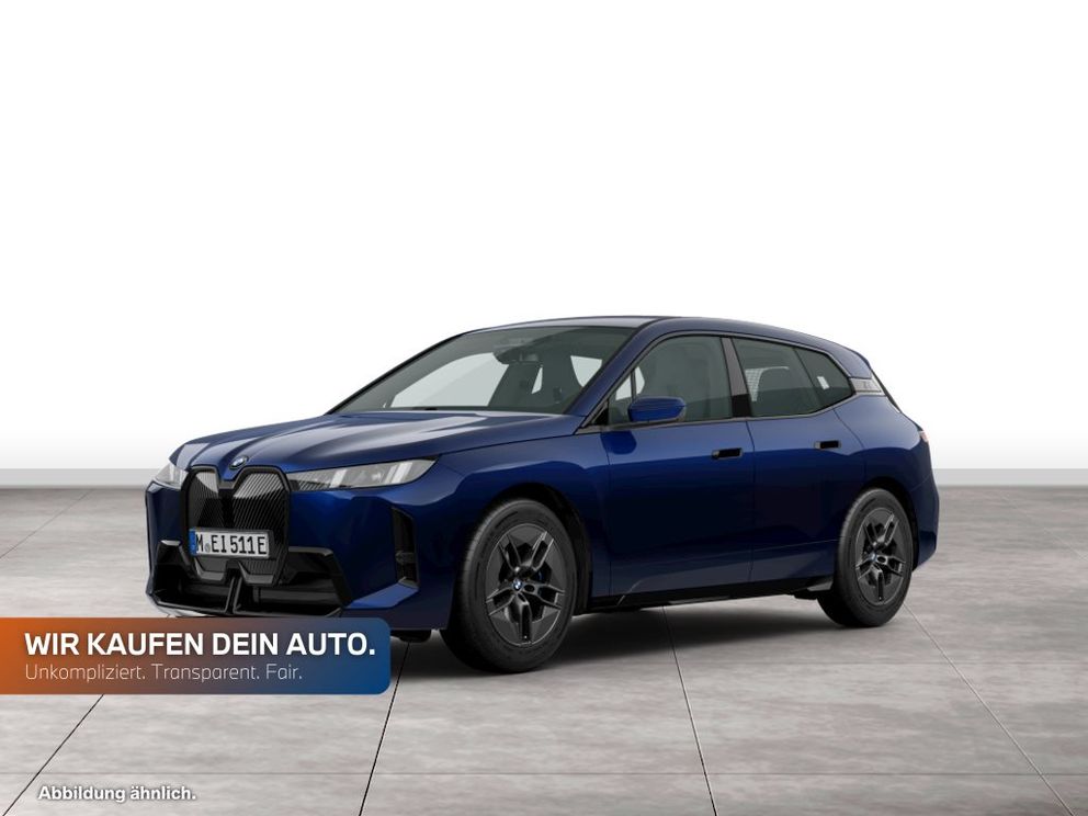 BMW iX xDrive45 