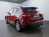 MERCEDES-BENZ GLA 200 AMG NIGHT AHK DISTR KAMERA PANO SPUR PDC