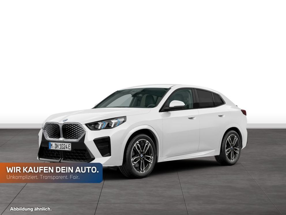 BMW iX2 xDrive30 