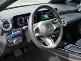 MERCEDES-BENZ A 200 d Lim. // PROGRESSIVE MEMO AHK DISTR PANO