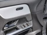 MERCEDES-BENZ GLA 200 d AMG NIGHT SPUR PANO AHK KAMERA PDC