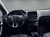 PEUGEOT 2008 Allure 1.2 Pure 110PS  +PDC+Sitzh+Klima++