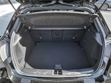 MERCEDES-BENZ A 200 d Kompakt AMG NIGHT SPUR PANO DISTR PDC