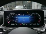 MERCEDES-BENZ C 300 de // BURM AMG SPUR STANDH KAMERA PDC SHZ