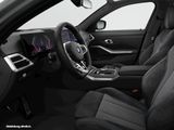 BMW 330i xDrive Touring